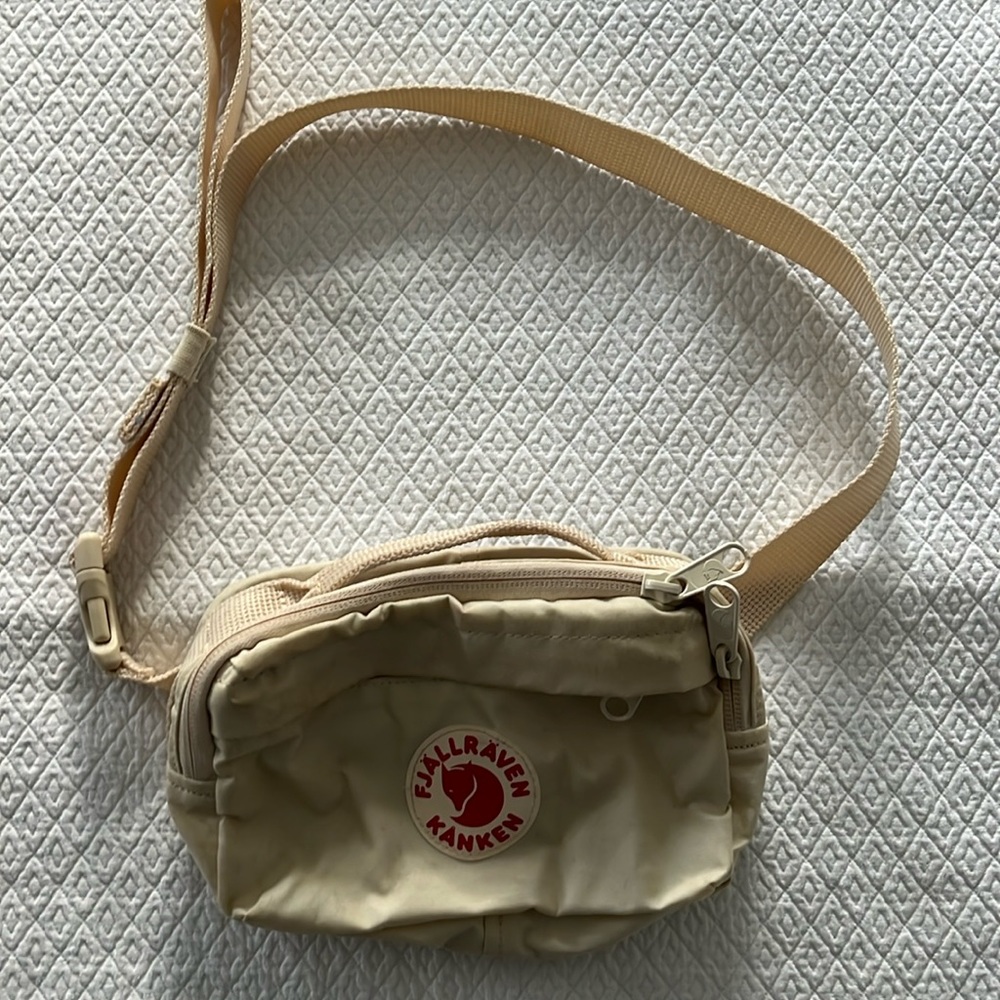Fjallraven Kanken Hip Pack, Cream
